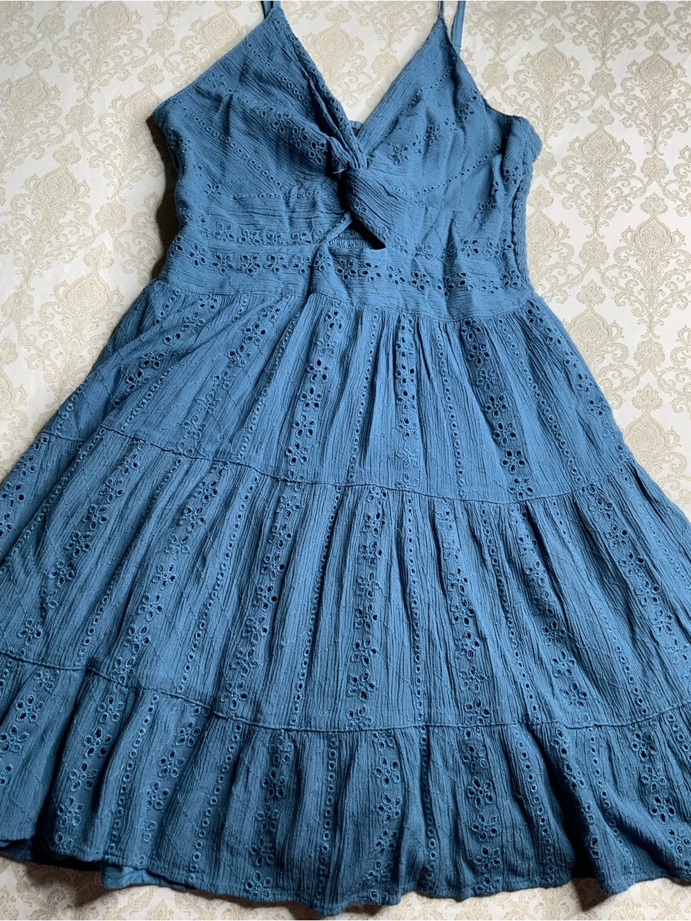 Women's Angie Eyelet Knot Front Mini Dress Large - Picture 5 of 13